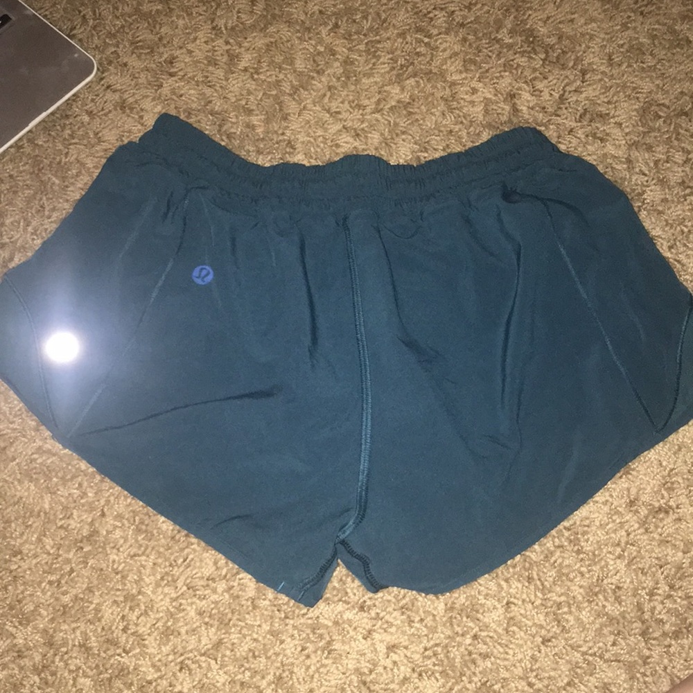 lululemon hotty hot shorts size 2